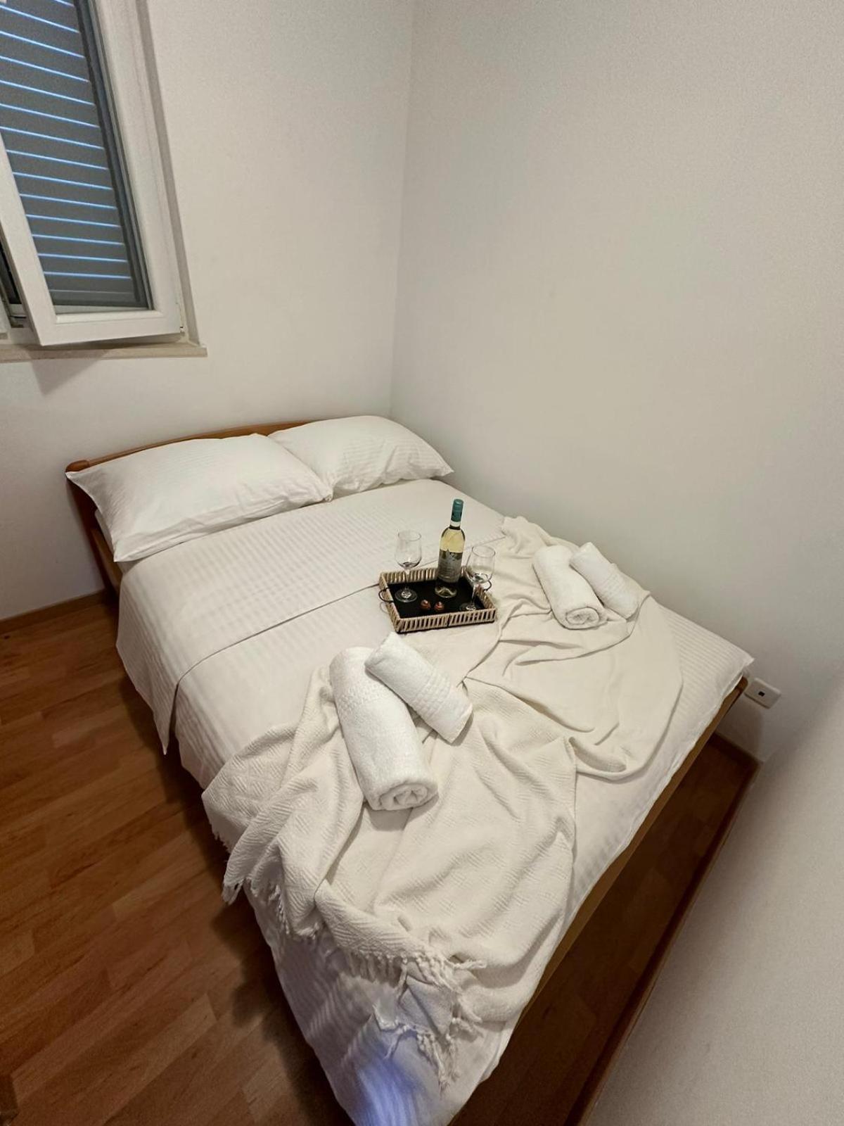 Belinda Sea View Apartament